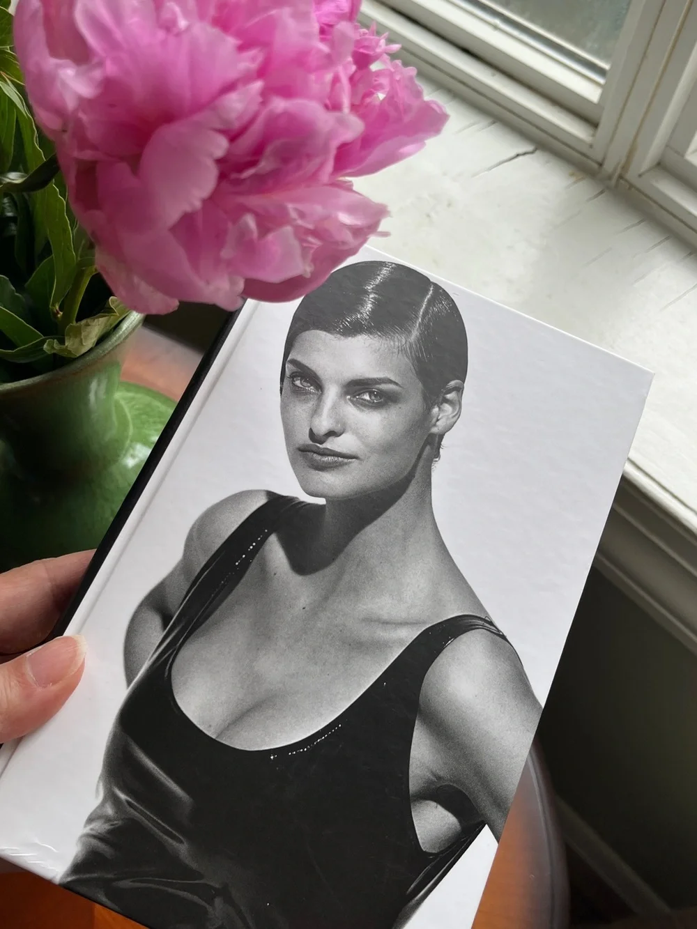 Rare Y2K Linda Evangelista, Peter Lindbergh Black and White lined journal.